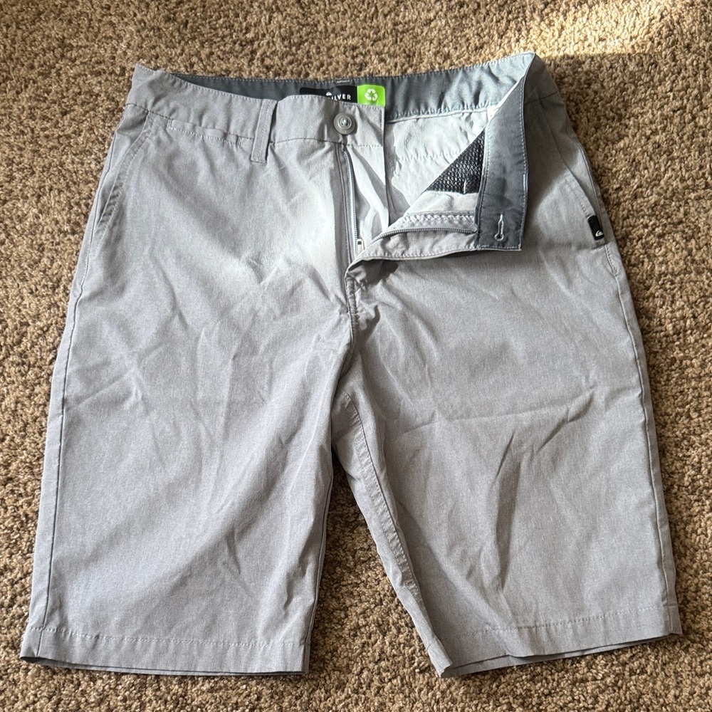 Quiksilver Light Gray Flat Front Men’s Shorts